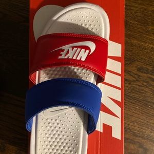 Nike slides